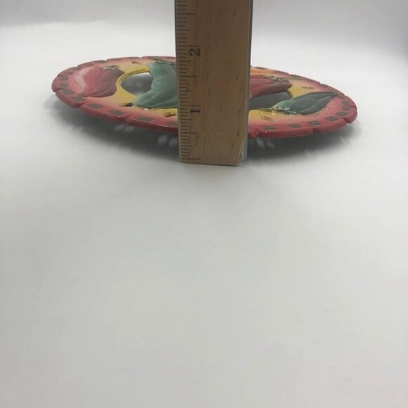 Vintage Chili Hot Pepper Metal Round Trivet Hot Pad Pot Holder Kitchen Décor - Picture 7 of 7